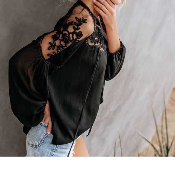 FLASH SALE! Lace Flowy Chiffon Top Blouse Top - Picture 4 of 6